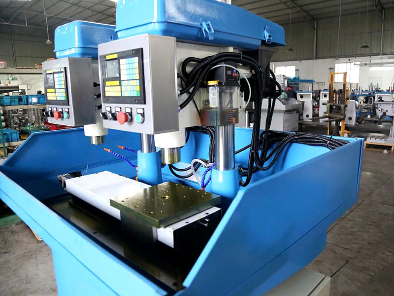 高速鉆攻機(jī)的幾大特點(diǎn)！